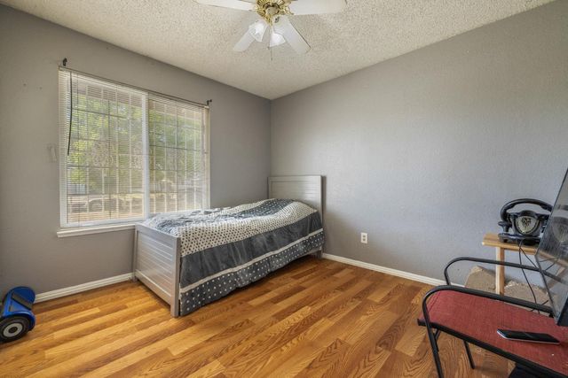 808 Cadillac Dr, Modesto, CA 95351