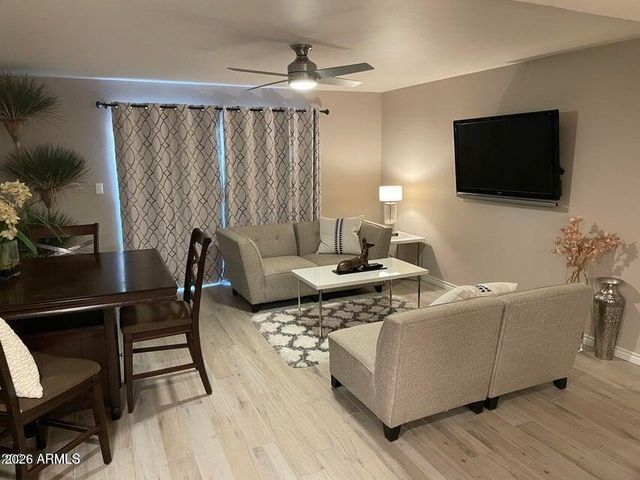 7920 E CAMELBACK Road 203, Scottsdale, AZ 85251