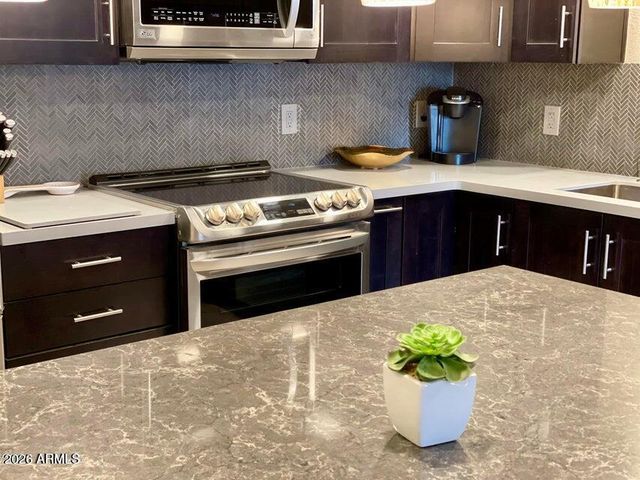 7920 E CAMELBACK Road 203, Scottsdale, AZ 85251