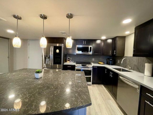 7920 E CAMELBACK Road 203, Scottsdale, AZ 85251