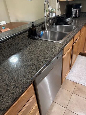 2380 Del Mar Way 206, Corona, CA 92882