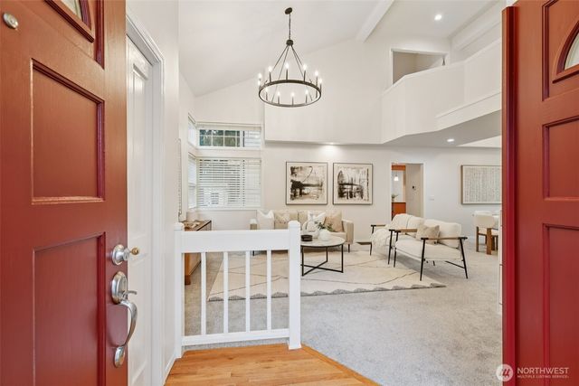 24320 SE 42nd Street, Sammamish, WA 98029