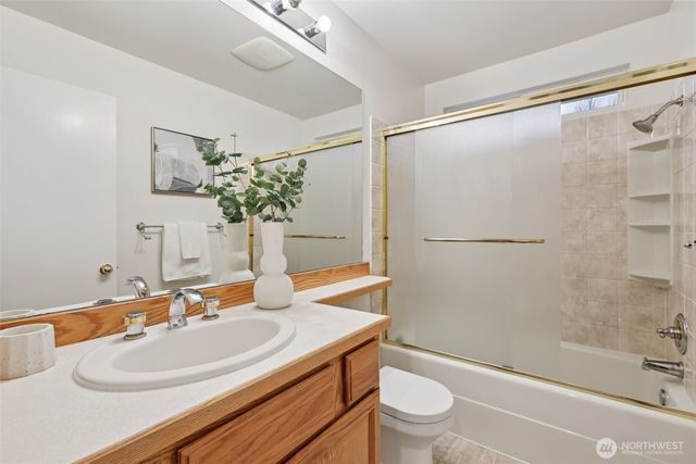 24320 SE 42nd Street, Sammamish, WA 98029