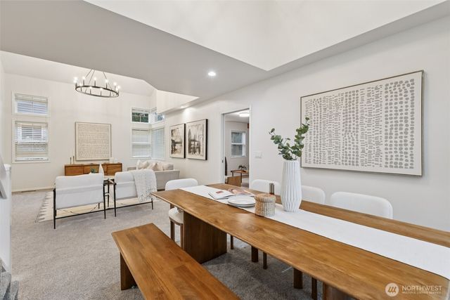 24320 SE 42nd Street, Sammamish, WA 98029