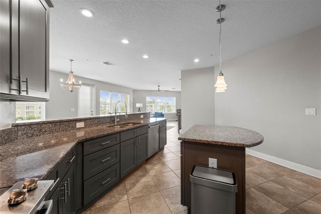 3418 79TH STREET CIRCLE W 202, Bradenton, FL 34209