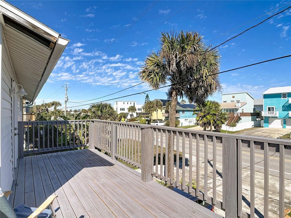 Image 18 of property listing at 6318 TURTLEMOUND ROAD, New Smyrna Beach, FL 32169