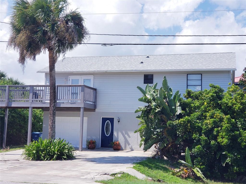 Image 3 of property listing at 6318 TURTLEMOUND ROAD, New Smyrna Beach, FL 32169