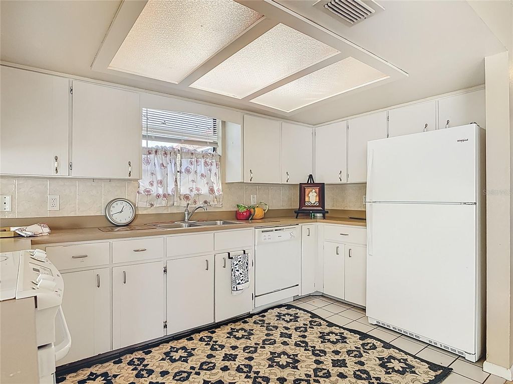 Image 44 of property listing at 6318 TURTLEMOUND ROAD, New Smyrna Beach, FL 32169