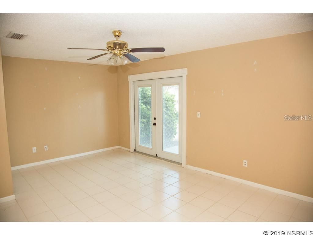 Image 7 of property listing at 6318 TURTLEMOUND ROAD, New Smyrna Beach, FL 32169