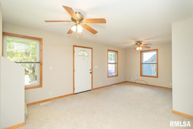 3804 N FABER Avenue, Peoria Heights, IL 61616