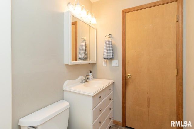 3804 N FABER Avenue, Peoria Heights, IL 61616