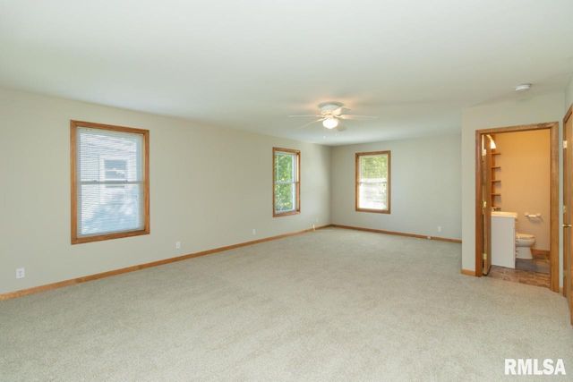 3804 N FABER Avenue, Peoria Heights, IL 61616