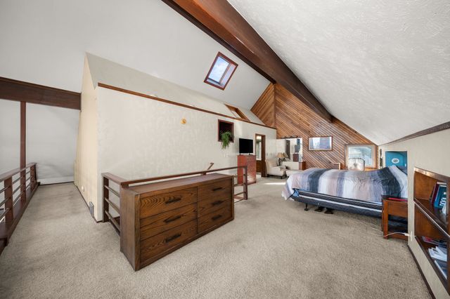 15218 W Autumn Ln, Nine Mile Falls, WA 99026