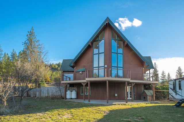 15218 W Autumn Ln, Nine Mile Falls, WA 99026