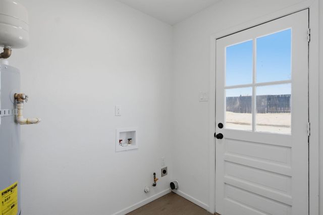 848 Gallahad Street SW, Los Lunas, NM 87031
