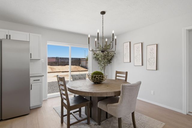 848 Gallahad Street SW, Los Lunas, NM 87031