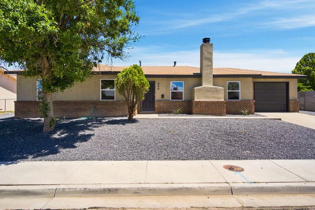 848 Gallahad Street SW, Los Lunas, NM 87031