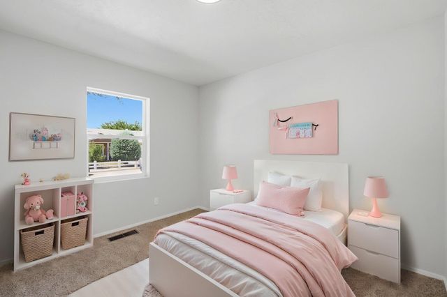 848 Gallahad Street SW, Los Lunas, NM 87031