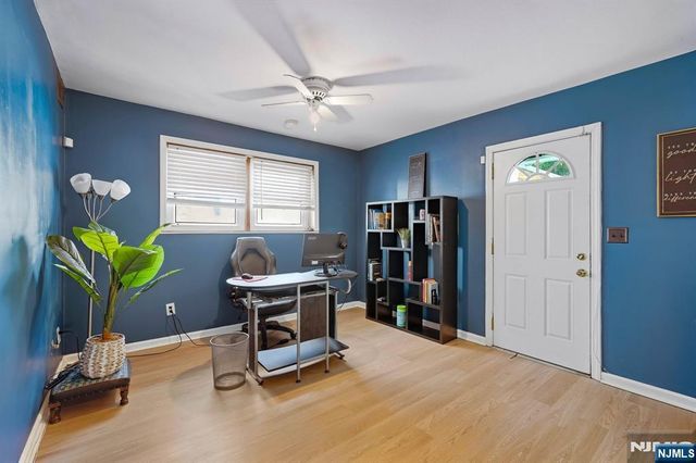 136 Van Buskirk, Teaneck, NJ 07666