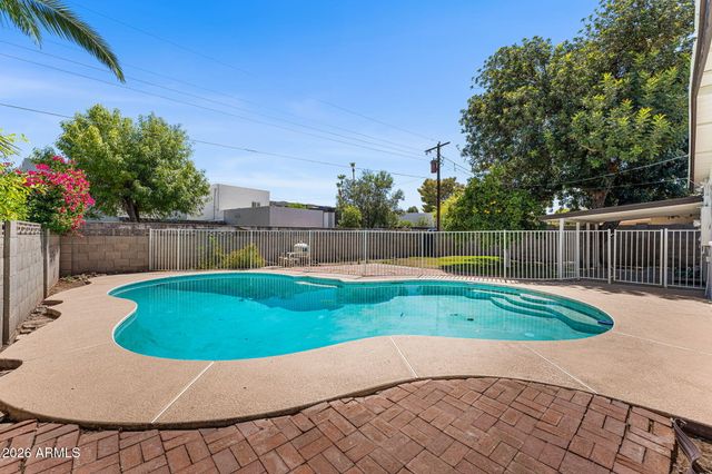 8509 E MACKENZIE Drive, Scottsdale, AZ 85251