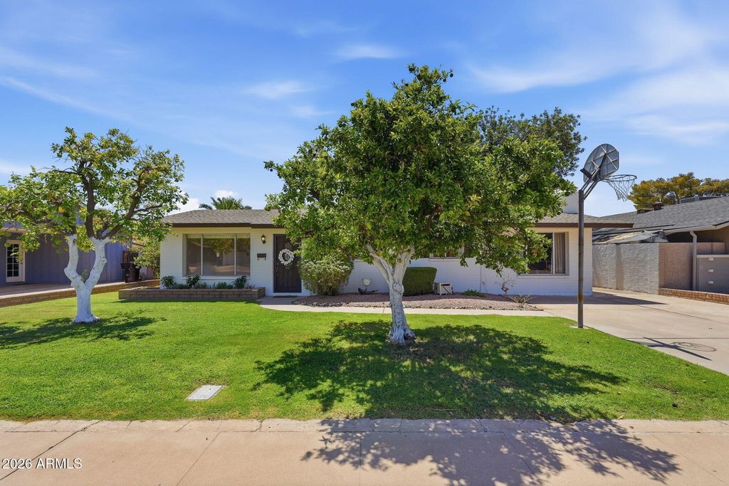 8509 E MACKENZIE Drive, Scottsdale, AZ 85251 — photo 2