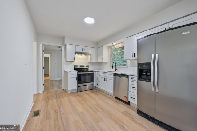 2529 Riggs Drive, East Point, GA 30344