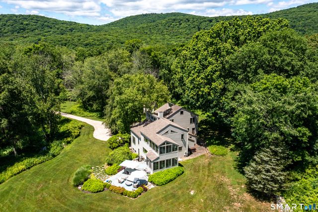 14 Flanders Lane, Kent, CT 06757