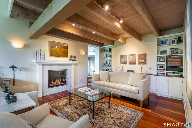 14 Flanders Lane, Kent, CT 06757
