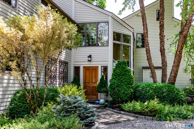 14 Flanders Lane, Kent, CT 06757