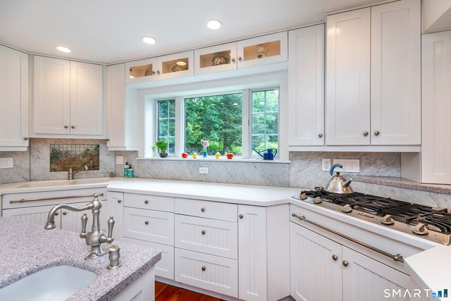 14 Flanders Lane, Kent, CT 06757