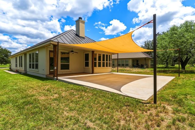 340 Sun Ray, Horseshoe Bay, TX 78657