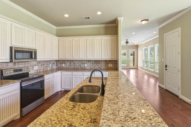 340 Sun Ray, Horseshoe Bay, TX 78657