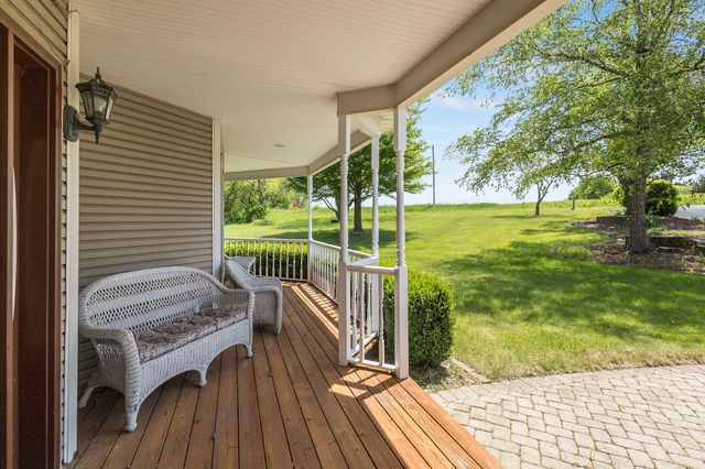 1848 E Offner Road, Beecher, IL 60401