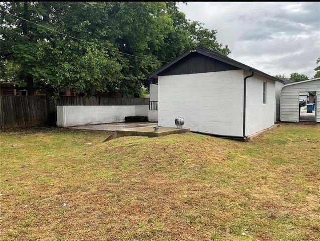 203 W Pine Street, Tuttle, OK 73089