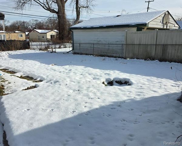 4937 Hazel Street, Dearborn Heights, MI 48125