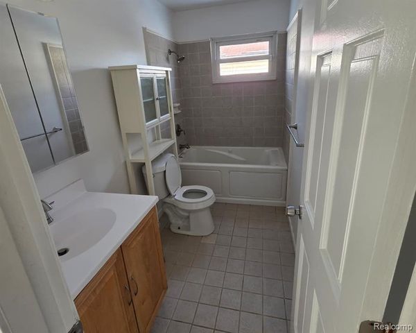 4937 Hazel Street, Dearborn Heights, MI 48125