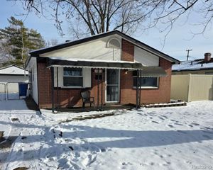 4937 Hazel Street, Dearborn Heights, MI 48125