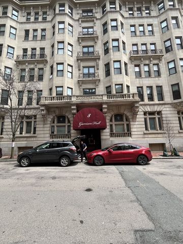 8 Garrison Street 312, Boston, MA 02116