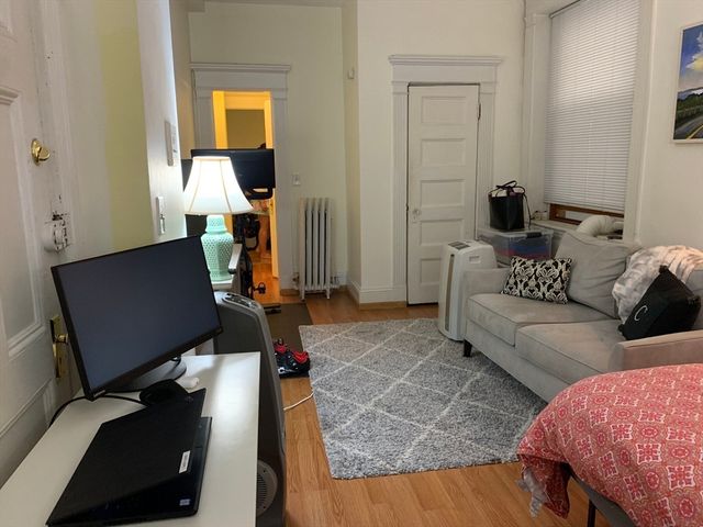 8 Garrison Street 312, Boston, MA 02116