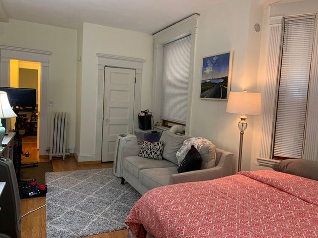 8 Garrison Street 312, Boston, MA 02116