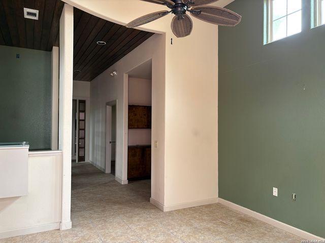 146 Babcock, San Antonio, TX 78201