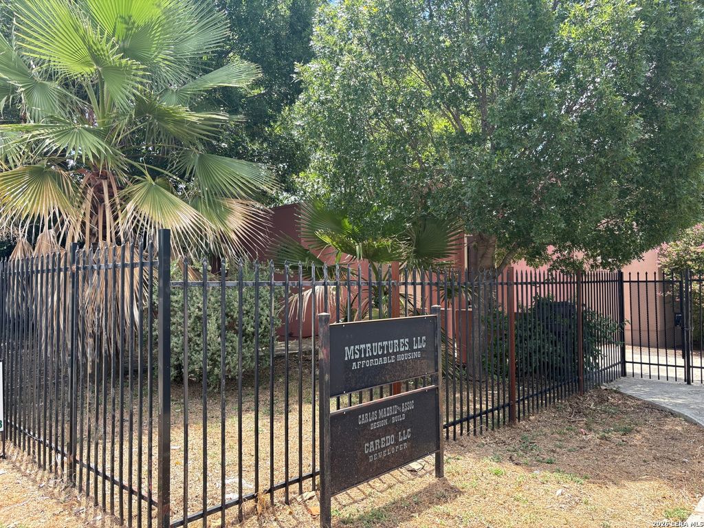 146 Babcock, San Antonio, TX 78201