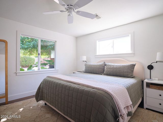 3819 N 37TH Street, Phoenix, AZ 85018