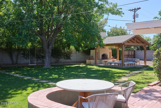 3819 N 37TH Street, Phoenix, AZ 85018