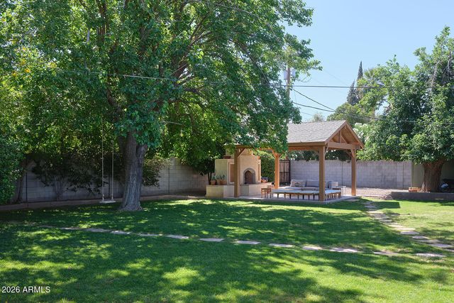 3819 N 37TH Street, Phoenix, AZ 85018