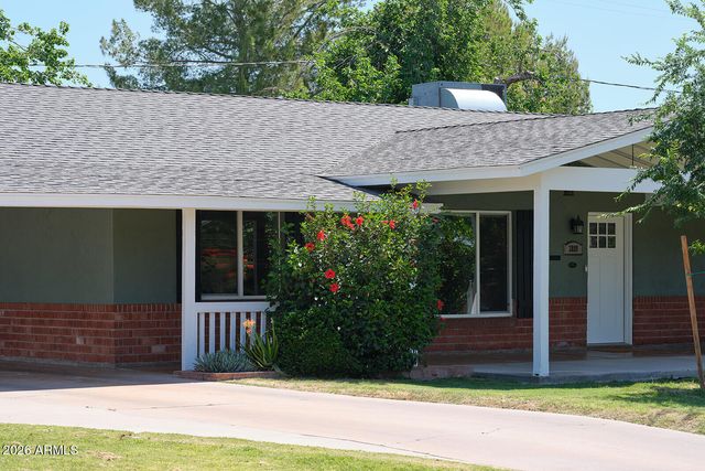 3819 N 37TH Street, Phoenix, AZ 85018
