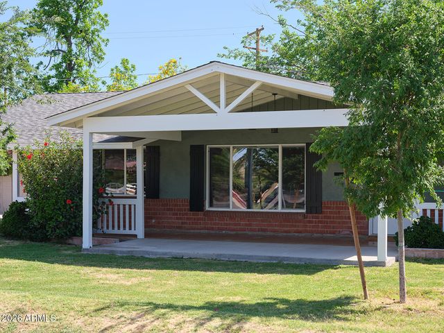 3819 N 37TH Street, Phoenix, AZ 85018