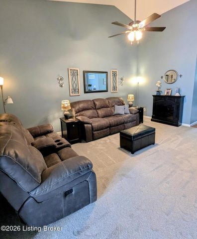6830 Arbor Manor Way, Louisville, KY 40228