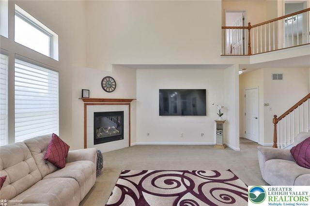 330 Indigo Way, Allentown City, PA 18104