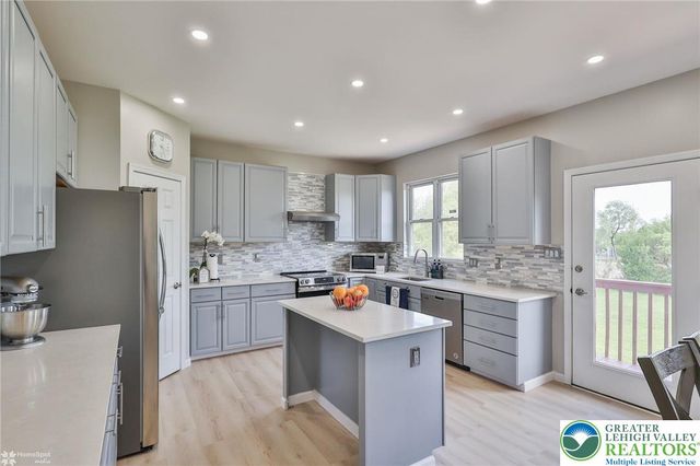 330 Indigo Way, Allentown City, PA 18104